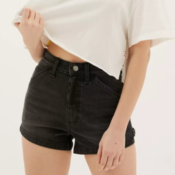 Lee High-Waisted Dungaree Shorts – Washed Black Denim - Picture 2 of 5